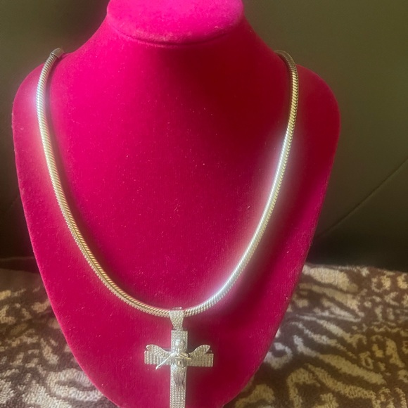 925 Sterling sliver Snake chain & Angele 925 Charm New with Box